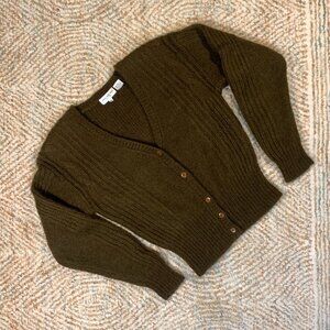 VINTAGE Chunky V Neck Wool Cardigan by Jones New York Petite Womens Size M